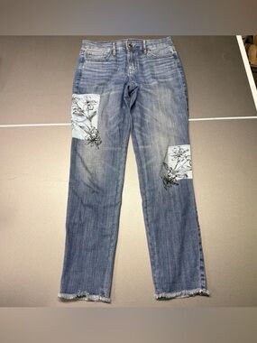 WHITE HOUSE BLACK MARKET FloralPatches Girlfriend Skinny Jeans Sz 2 28x37 RawHem